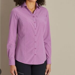 Duluth Trading Co size L Women's Lavender Button Down Shirt